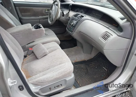 2001 Toyota Avalon Xl из США, поврежденный, VIN 4T1BF28BX1U126820